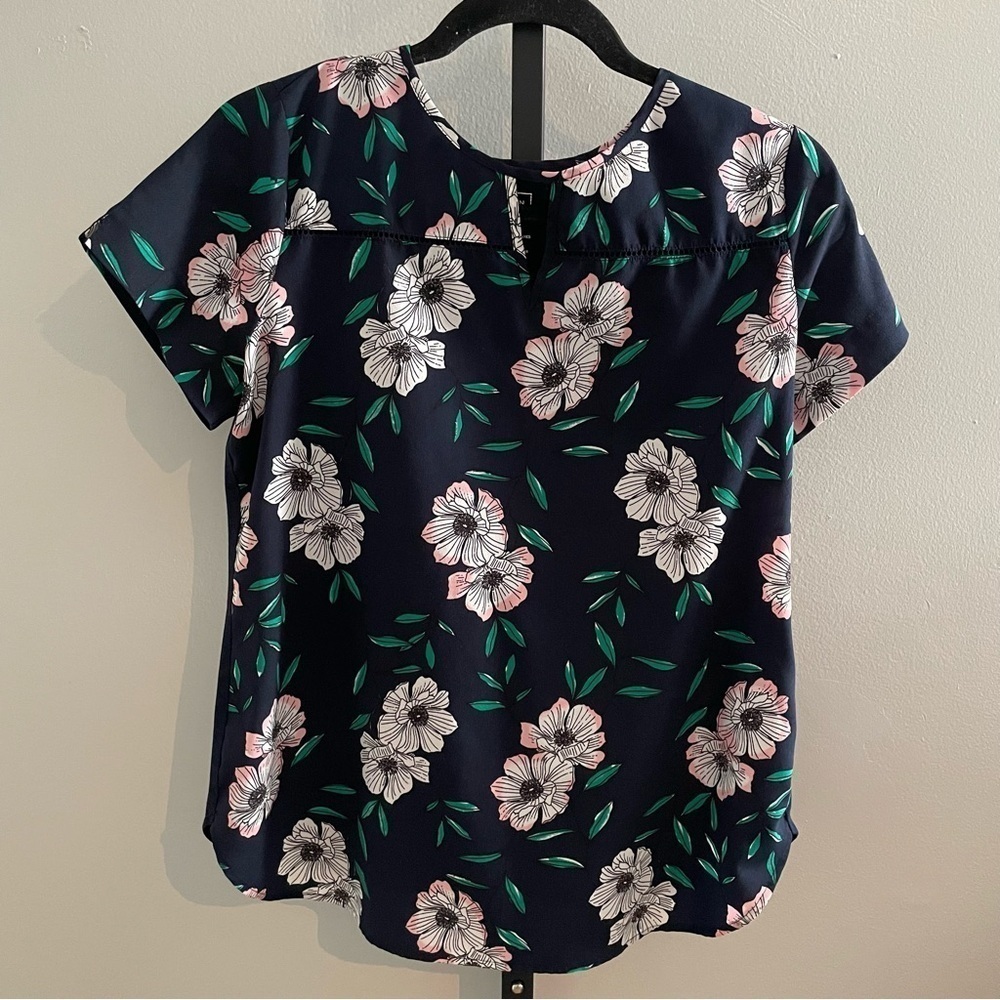 Van Heusen Floral Printed Blouse Top Size Small